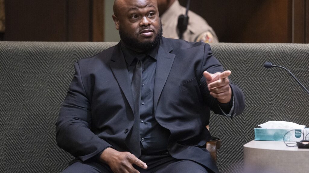 Investigator: Ex-Memphis officer took photo of Tyre Nichols after fatal beating, shared it 11 times