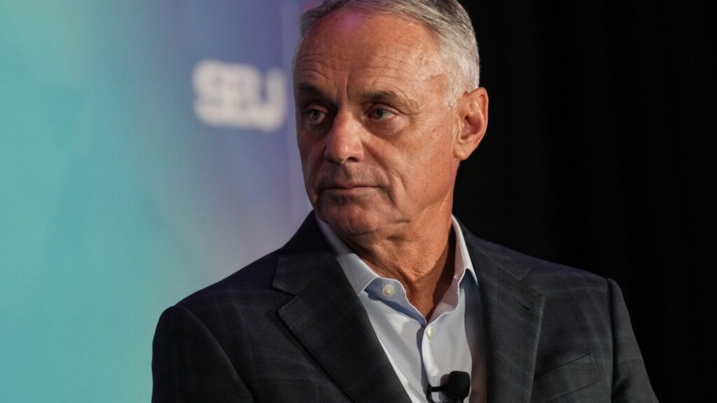 Rob Manfred discusses Pete Rose with Donald Trump, confirms he will rule on reinstatement