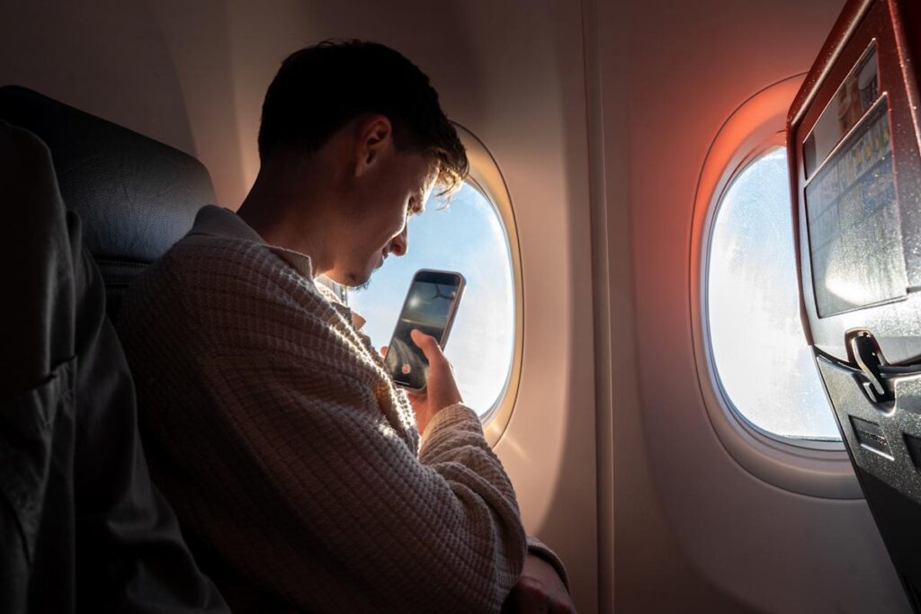 What happens if you don’t put your phone on airplane mode?