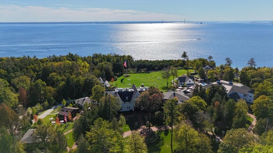 The Inn at Stonecliffe offers a family lake vacation to remember.
