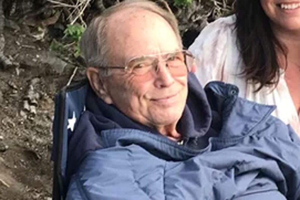 79-Year-Old Army Veteran in ‘Frail’ Health Dies After Being Dragged During Carjacking, Hours Before Meeting Family for Dinner