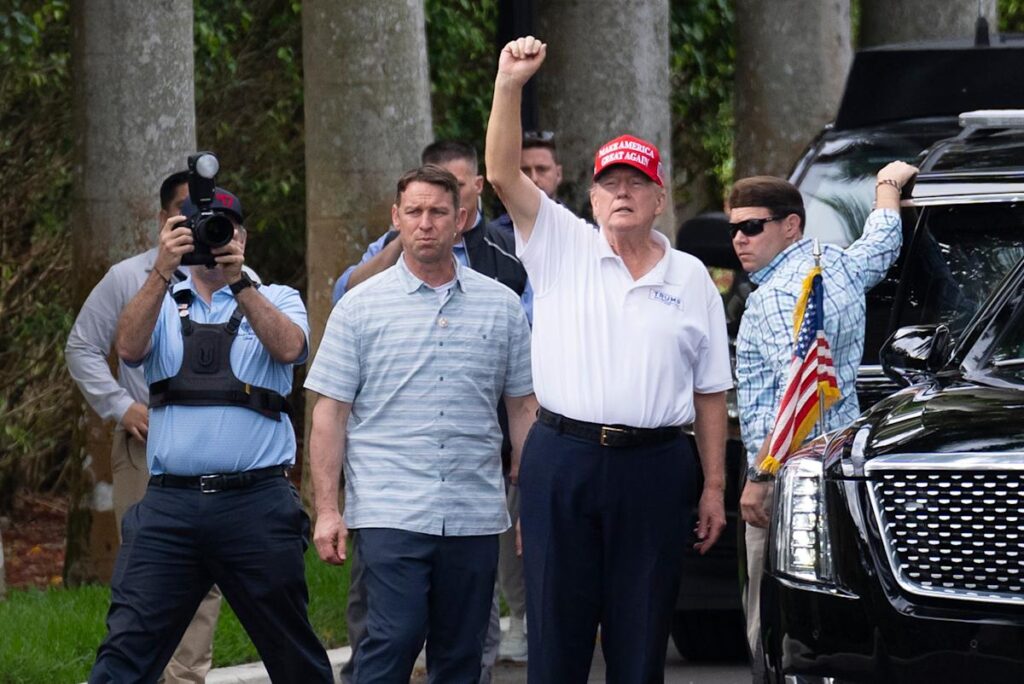 Trump company strikes Qatari golf resort deal in a sign it’s not holding back from foreign business