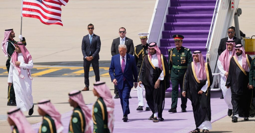 Trump’s Middle East Tour: Most Memorable Photos