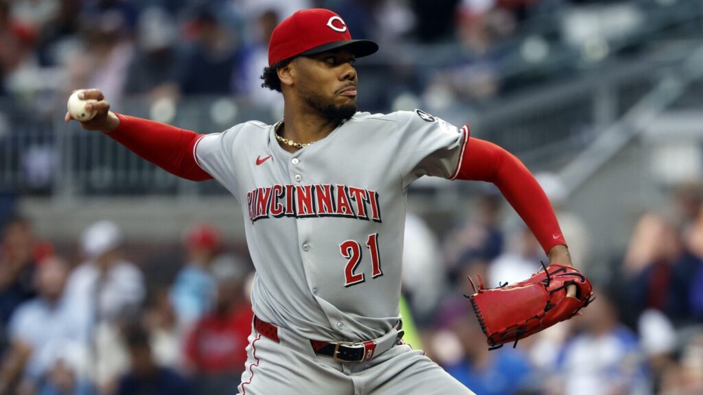 Reds right-hander Hunter Greene leaves game against Braves after only 3 innings with groin injury