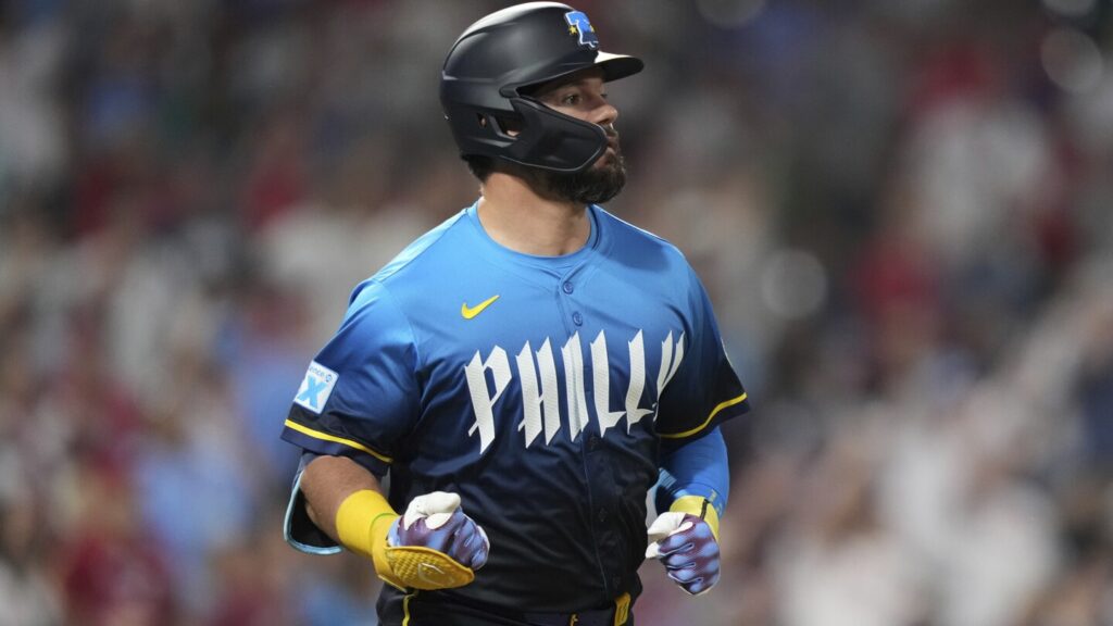 Schwarber, Kepler go deep late to vault Phillies past Diamondbacks 3-2
