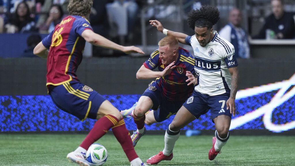 Nelson and Blackmon each score a goal for Whitecaps in 2-1 win over Real Salt Lake