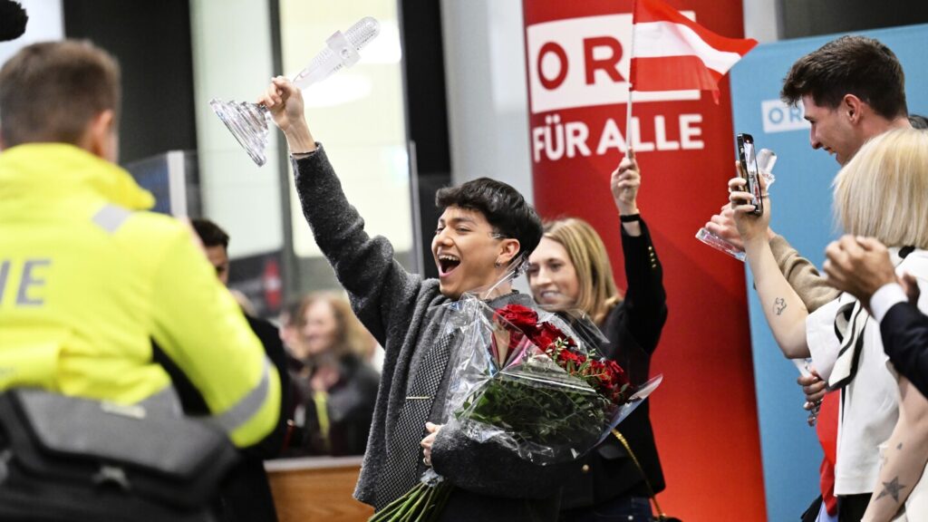 AP PHOTOS: Austria welcomes JJ back home after winning Eurovision Song Contest