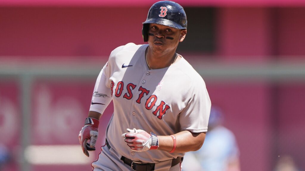 Devers’ homer boosts Giolito to first win since 2023 as Red Sox beat Royals 3-1