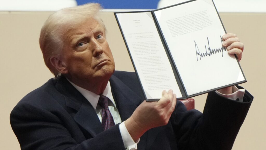 Trump’s HHS transgender review urges therapy not gender-affirming medical care