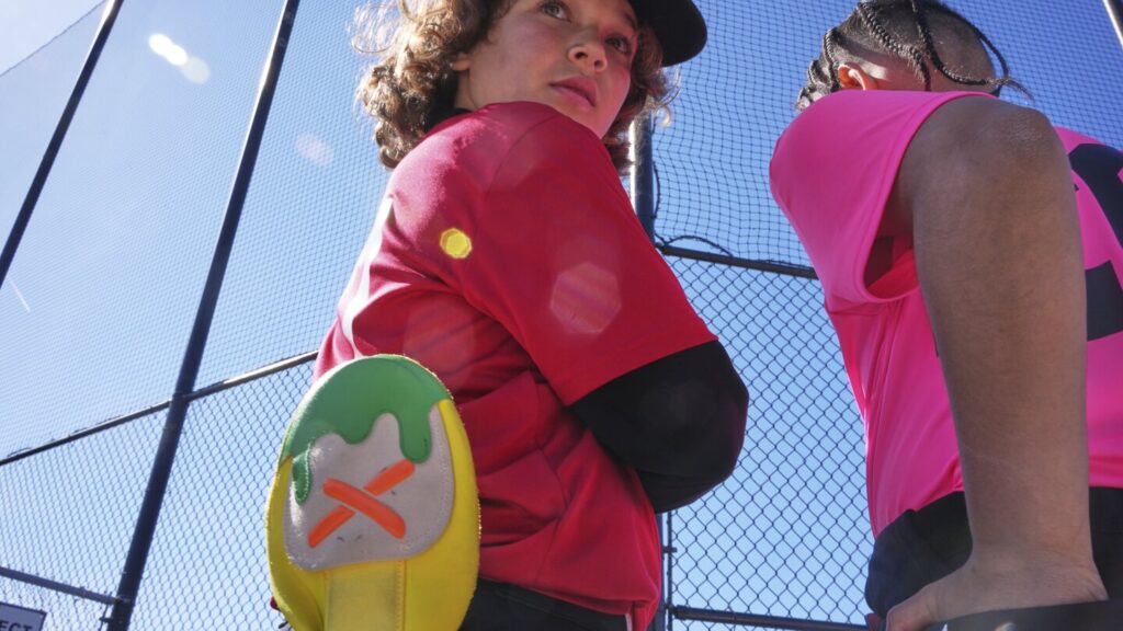 Sliding mitts are taking over youth baseball