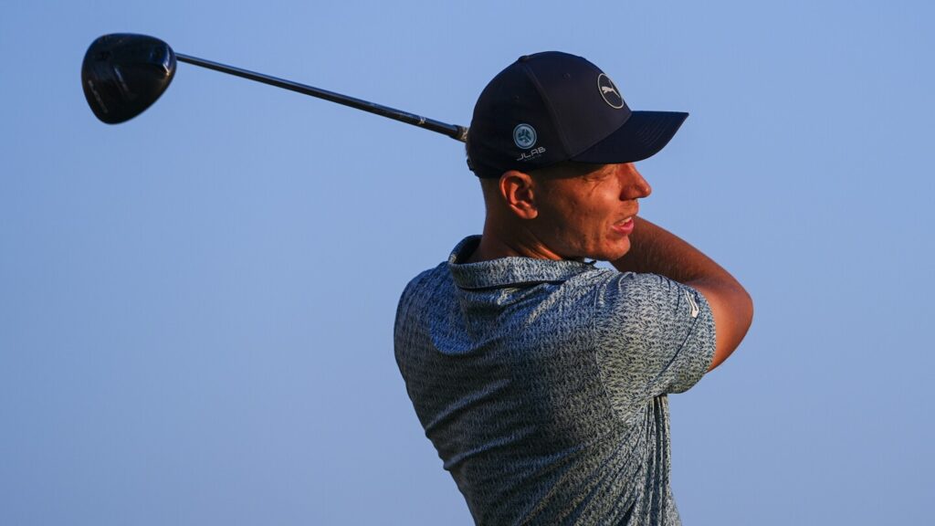 Griffin and Schmid share lead going into final round at Colonial with No. 1 Scheffler lurking