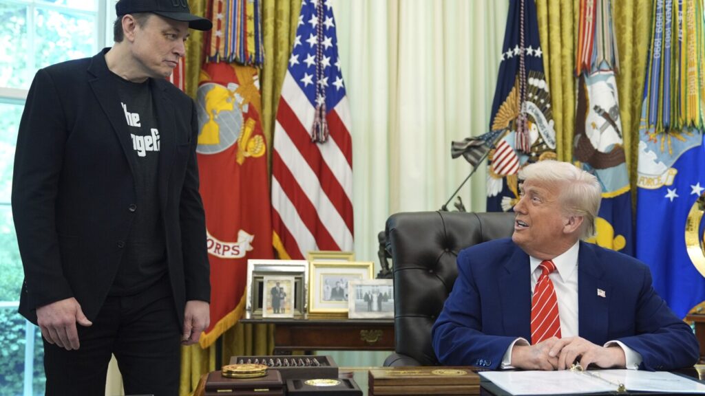 Trump gives Elon Musk an Oval Office sendoff