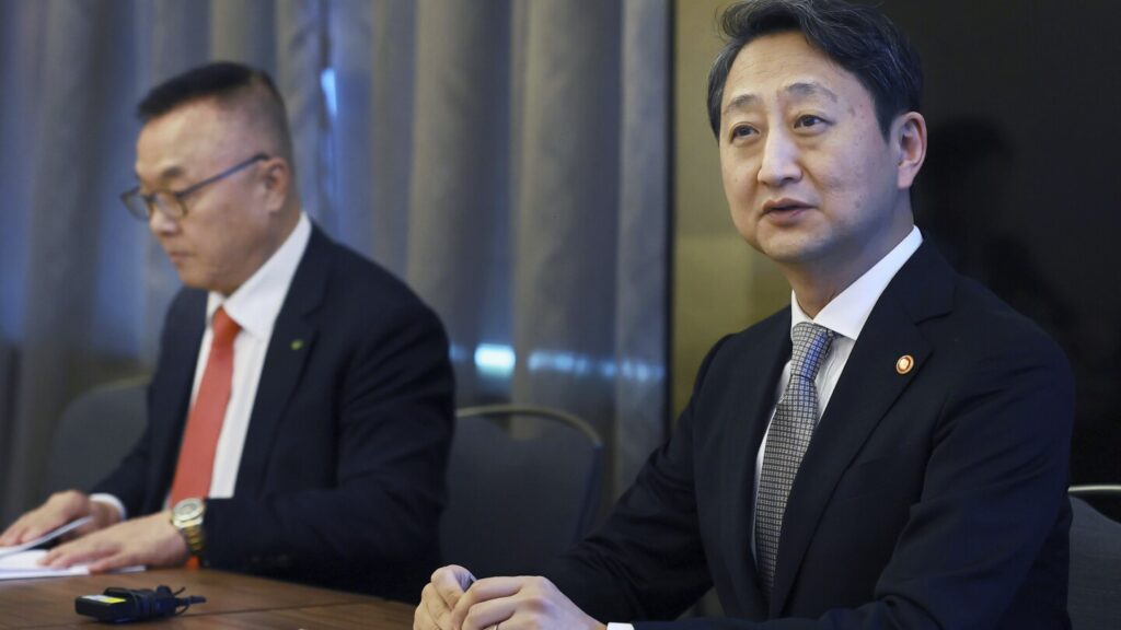 South Korean officials express confidence about Czech nuclear deal after court puts it on hold