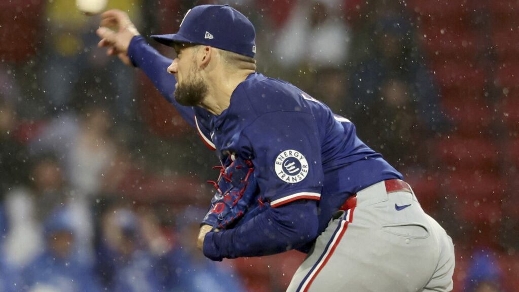 Rangers’ bats come alive with new coach Boone in dugout, beating the Red Sox 6-1