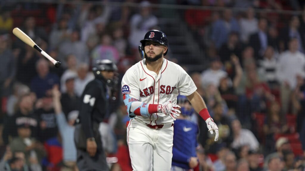 Alex Bregman, Wilyer Abreu carry Red Sox past Rangers, 6-4