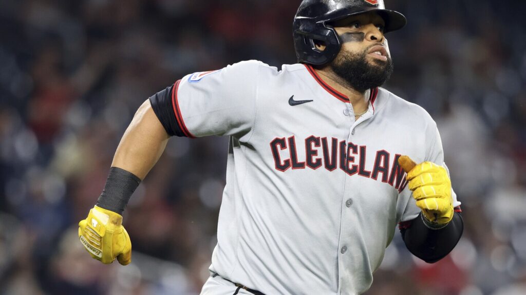 Carlos Santana’s 3-run homer helps Guardians beat Nationals 9-1 and split a doubleheader