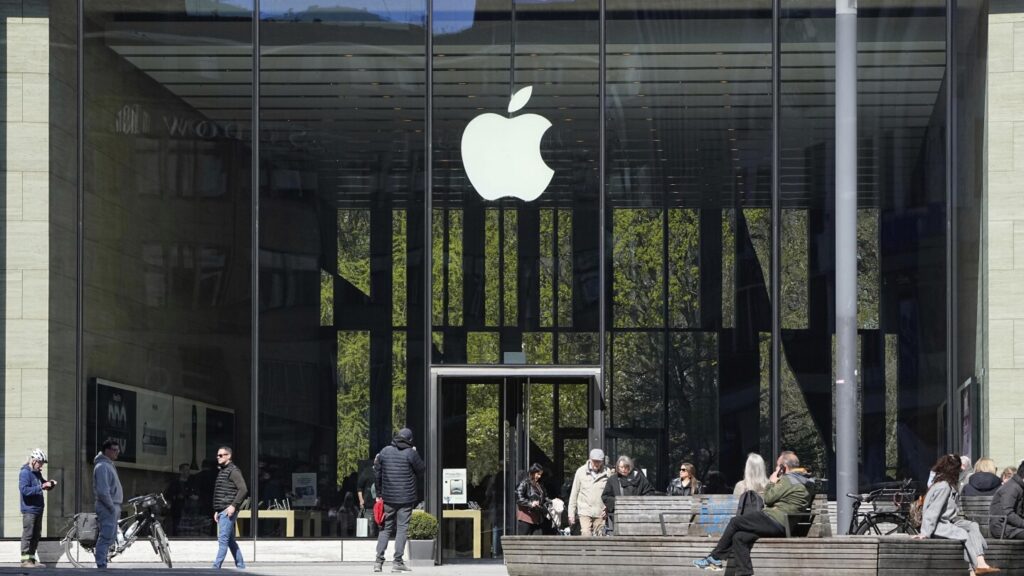 One Tech Tip: These are the apps that can now avoid Apple’s in-app payment system