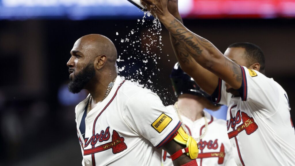 Braves continue recovery from 0-7 start by rallying for confidence-building win over Reds