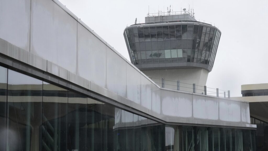 What to know about the air traffic controller shortage