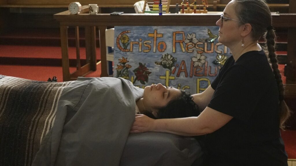 Minneapolis church brings acupuncture and Reiki to migrant ministry