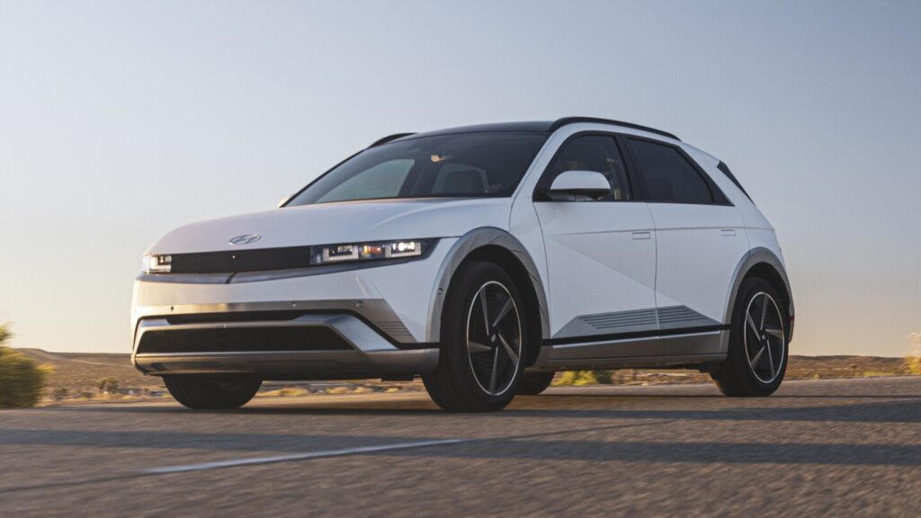 Edmunds electric SUV test: 2025 Hyundai Ioniq 5 vs 2026 Tesla Model Y