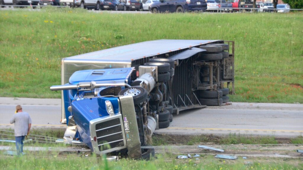 Cha-ching! Millions of dimes spill onto Texas highway after truck rolls