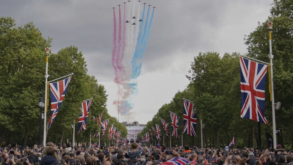 Britain’s V-E Day parade draws thousands near Buckingham Palace