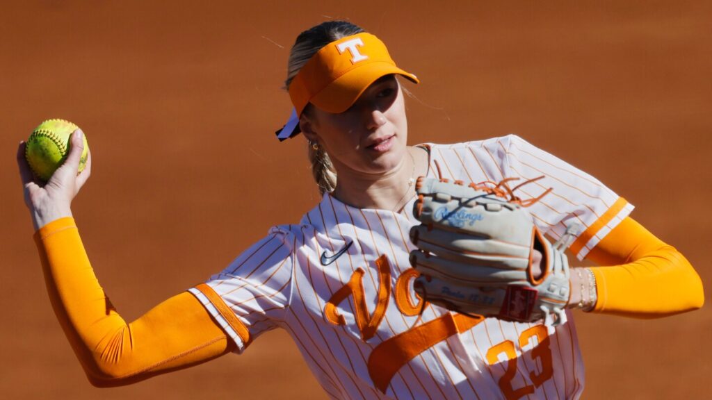 Women’s College World Series is shaping up to be an SEC showcase with 9 of 16 remaining teams