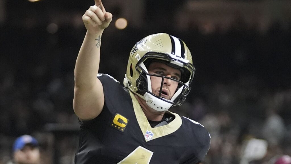 Saints QB Derek Carr is retiring because of ‘significant degenerative changes’ to his right shoulder