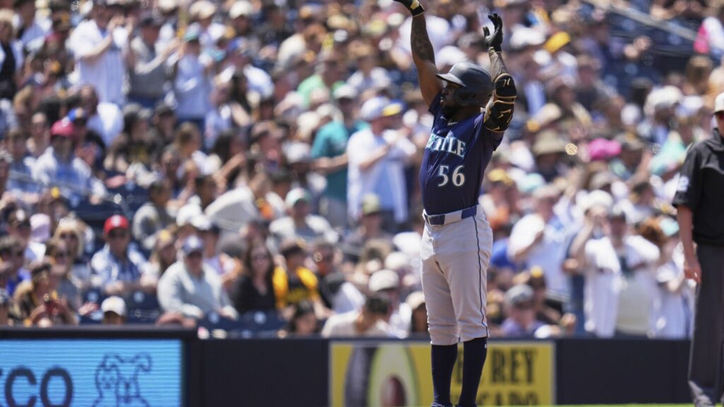Even Flow: Arozarena and the Mariners beat the Padres 6-1 to sweep opening series of the Vedder Cup