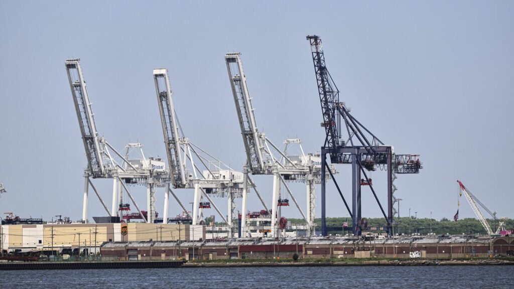UN forecasts slower global economic growth