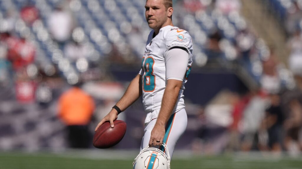 Dolphins release long snapper Blake Ferguson among four roster cuts