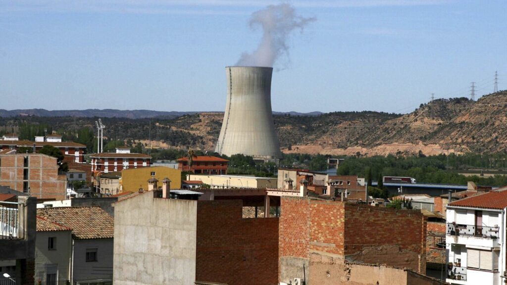 After Spain’s blackout, questions about renewable energy are back