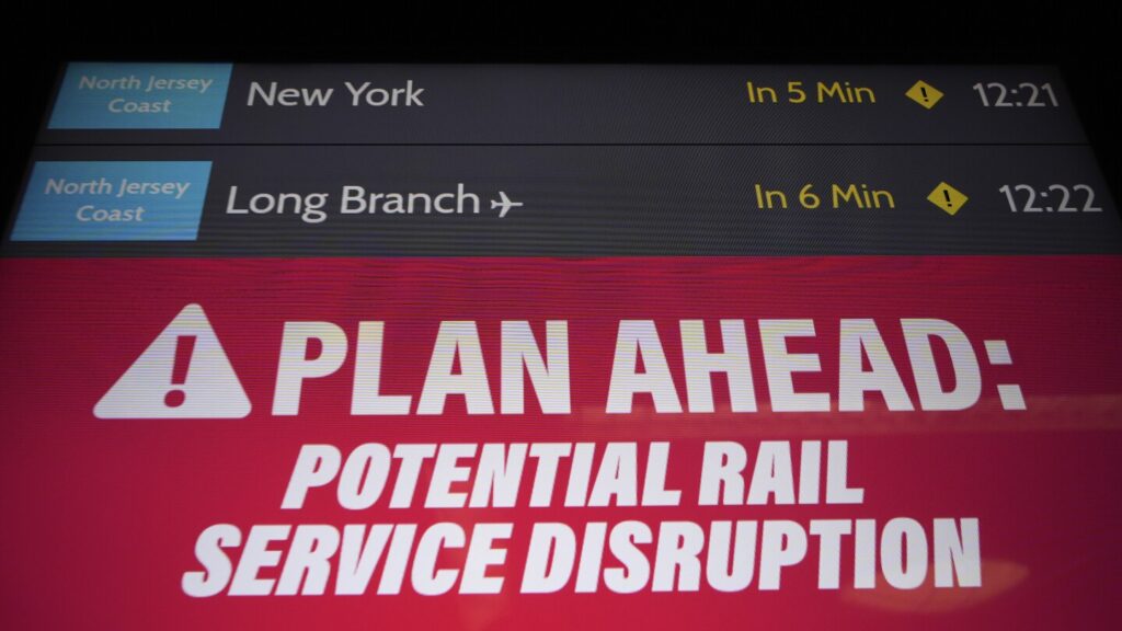 NJ Transit braces for possible engineers strike