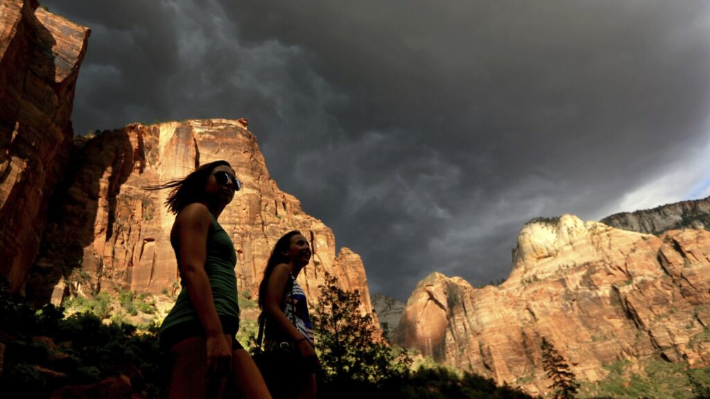 A Republican push to sell public lands in the West is reigniting a political fight
