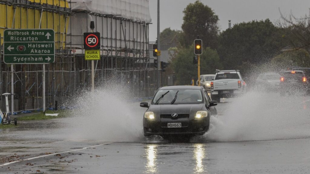 New Zealand hit by destructive winds, heavy rain and snow and high waves