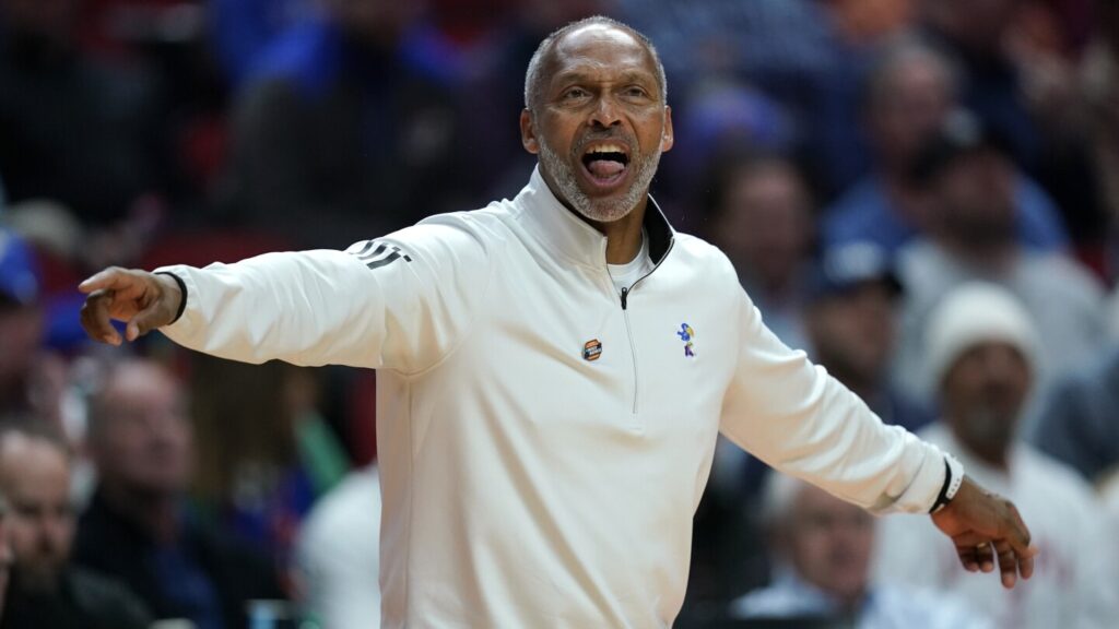 Former St. John’s coach and longtime KU assistant Norm Roberts retires from college basketball