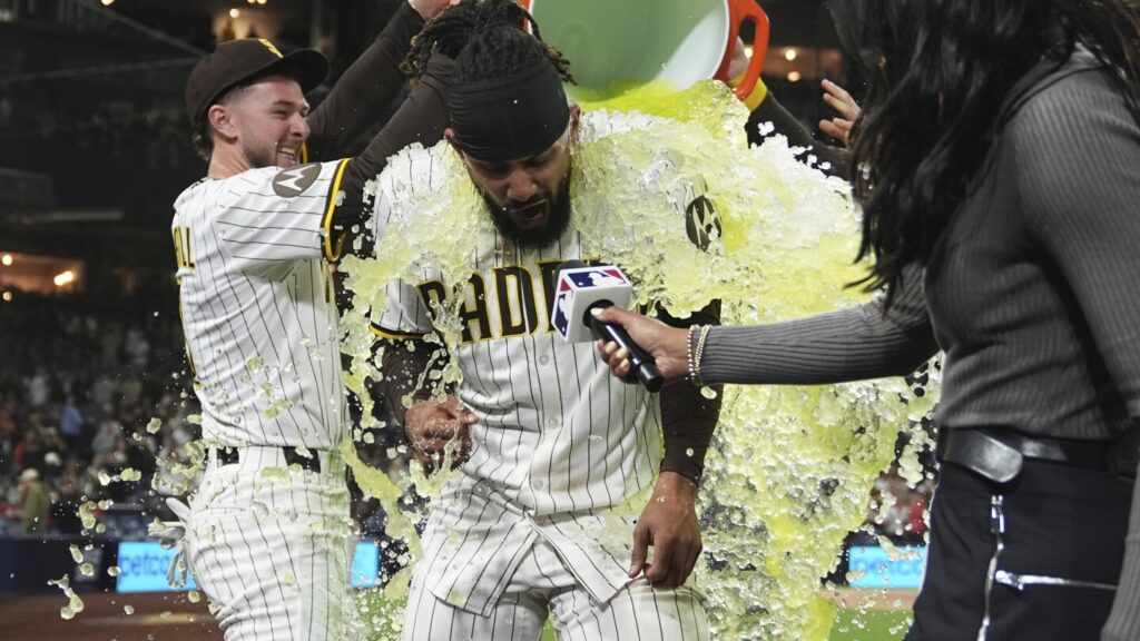 Tatis hits a 2-run walk-off homer to give Padres a 6-4 win over the Angels