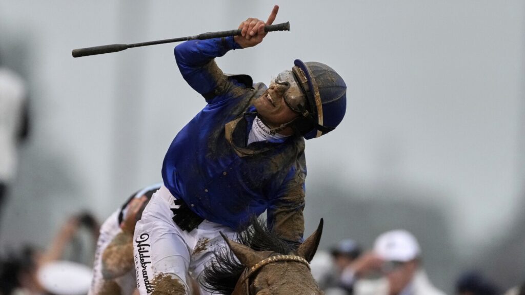 PHOTOS: Sovereignty wins the 151st Kentucky Derby
