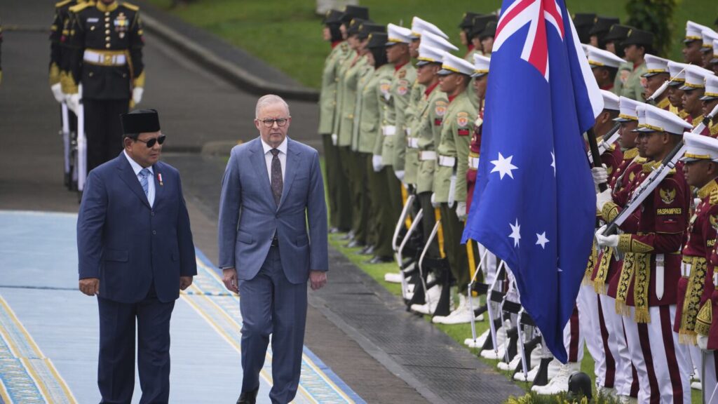 Australian leader visits Indonesia seeking deeper economic and defense ties