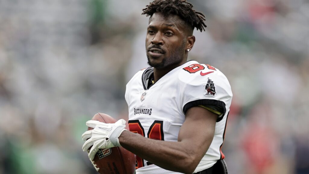 Antonio Brown detained after gunshots outside Adin Ross’ boxing event