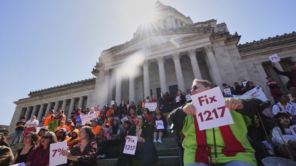 Washington governor signs rent-control bill into law