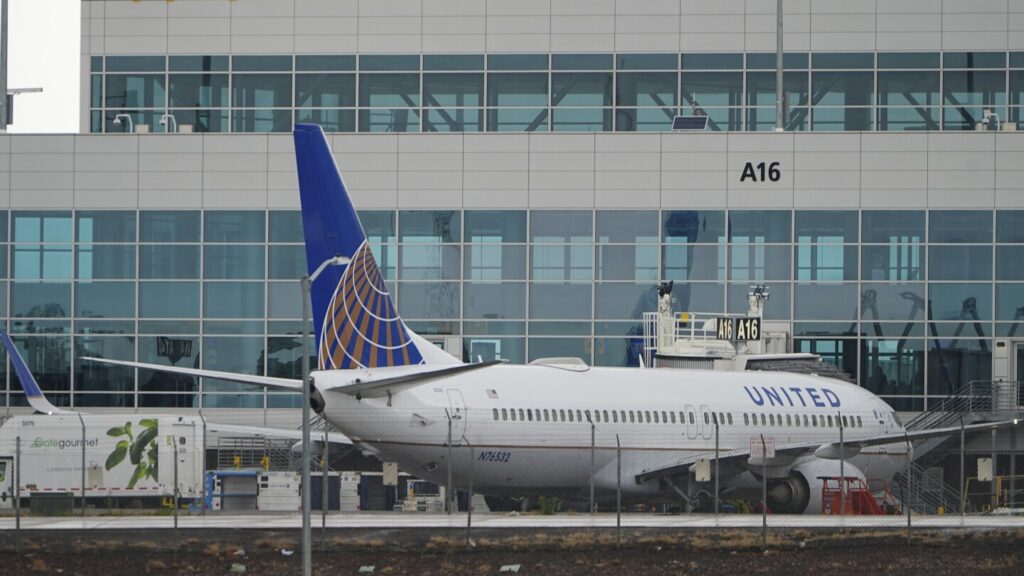 Officials plan to revamp the US air traffic control system. Here’s a breakdown by the numbers