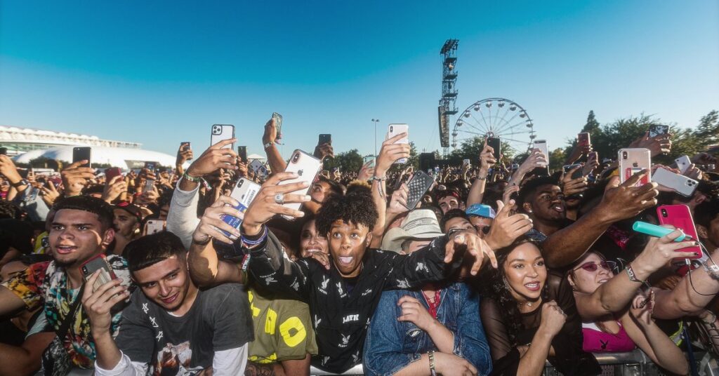 The True Story Behind Trainwreck: The Astroworld Tragedy