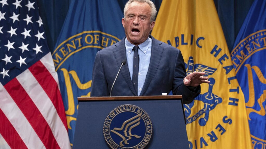 RFK Jr. ousts ACIP group that advises CDC on vaccines