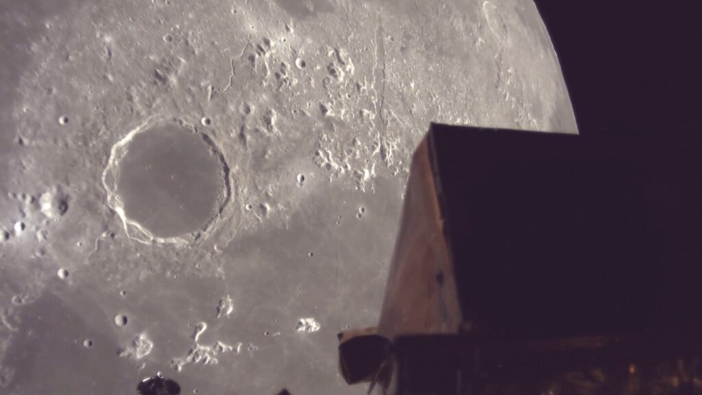 Resilience lunar lander from Japan heads for moon touchdown