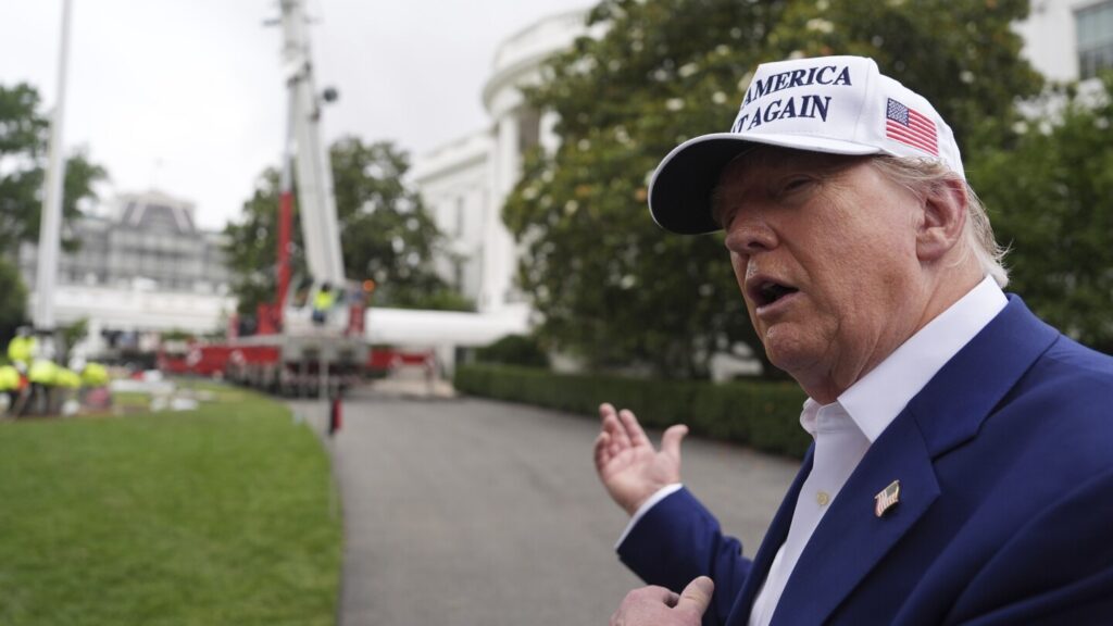 Trump installs new flagpoles on White House lawns