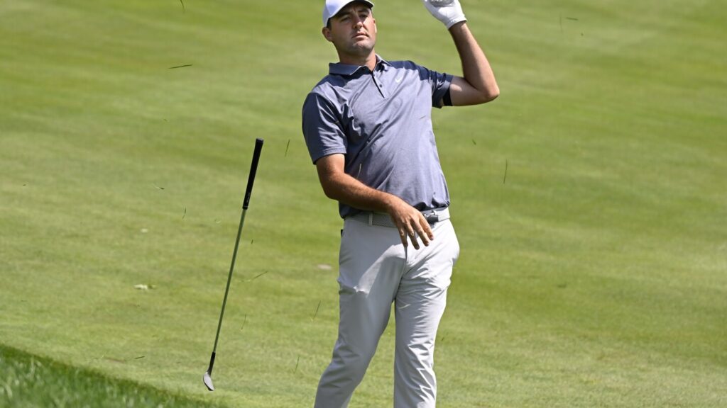 Scheffler part of 3-way tie for lead at Travelers with Fleetwood and Thomas