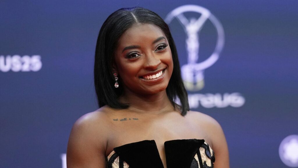 Simone Biles apologizes for heated exchange with Riley Gaines
