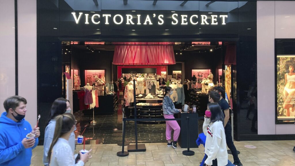 Victoria’s Secret says it will postpone earnings report after recent security breach